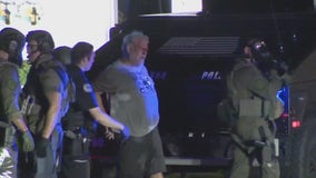 Waukesha police standoff, suspect charged