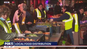 As SNAP crisis deepens, food lines grow across New York City