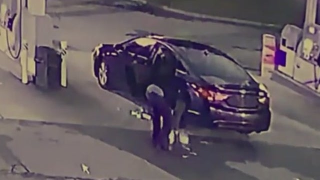 Video shows bungling burglar's comical getaway after breaking into Coweta gas station