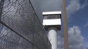 Florida opens new immigration detainment facility