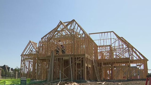 Credit scores impact homeowners insurance rates more than disaster risk: report