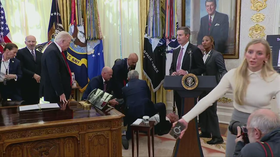 Man collapses in Oval Office during news conference
