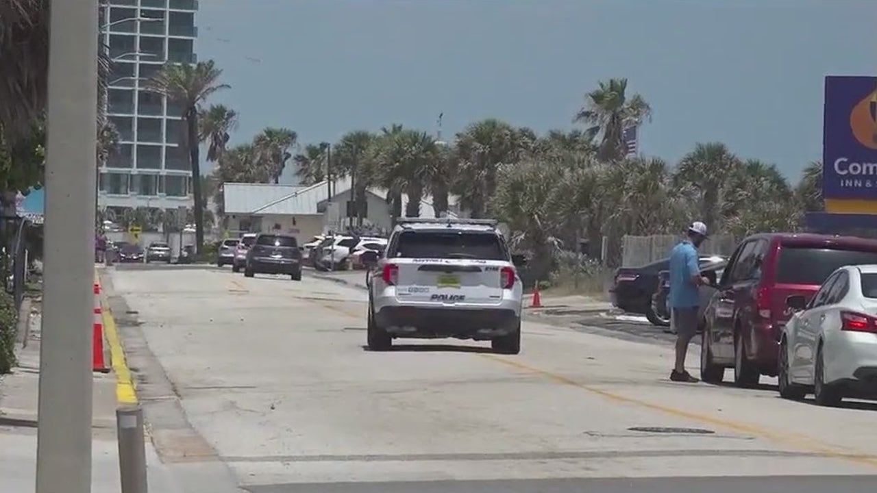 Man allegedly dangles, drops child off balcony FOX 35 Orlando