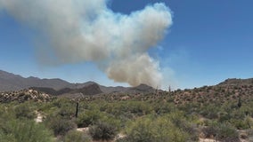 Riverside Fire forces Bartlett Lake evacuations