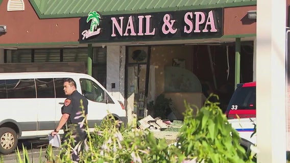 Deer Park nail salon crash: 4 killed including NYPD officer by speeding drunk driver; victims ID'd