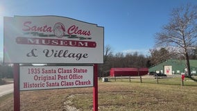 Volunteers answer letters to Santa Claus