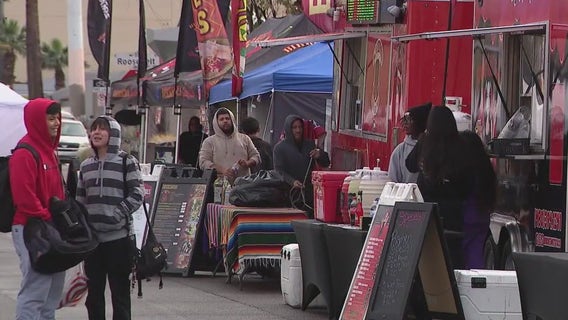 First Friday prevails as rain splashes downtown Phoenix