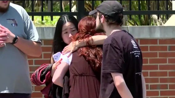 FSU shooting: Students mourn victims of deadly incident