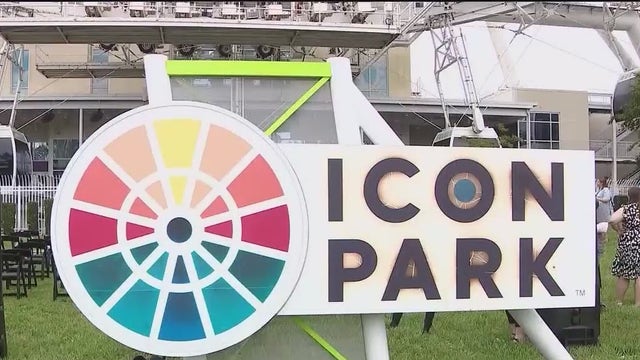 Blue Man Group's Orlando grand opening delayed. Here's why.