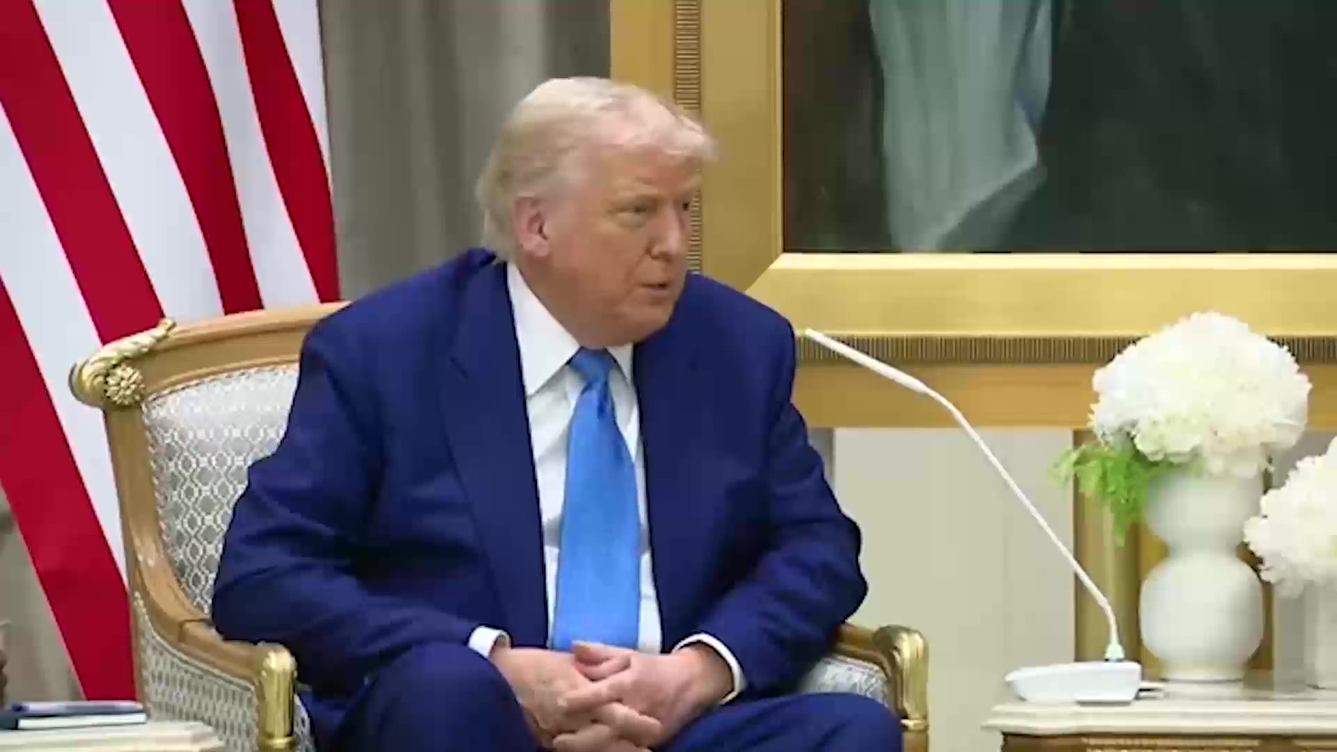 Trump meets with president of United Arab Emirates