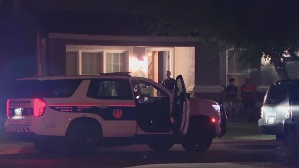 Child hospitalized after Phoenix pool incident