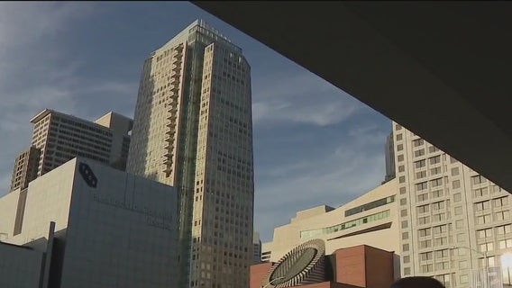 Summer over, but tourism in San Francisco is not