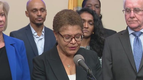 Bass demands probe into LAFD handling of Palisades Fire