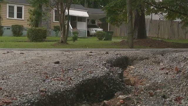 Southwest Atlanta residents frustrated over unpaved streets