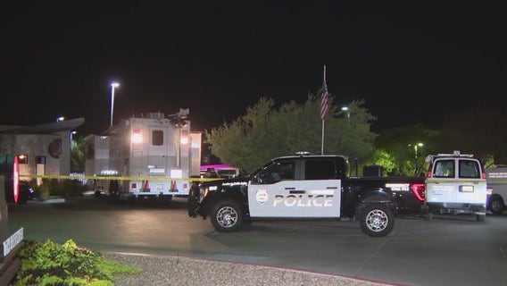 Teen dies after double shooting at Mesa apartments