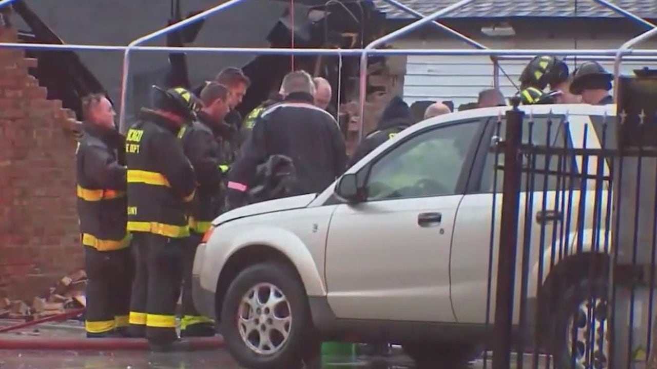 Person of Interest Held After Fire Kills Chicago Captain David Meyer