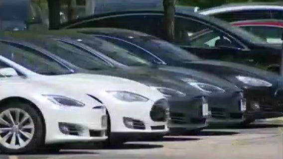 President announces 25% tariffs on car imports to U.S.