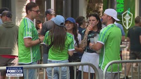 Seattle businesses transform Pioneer Square into sports hub