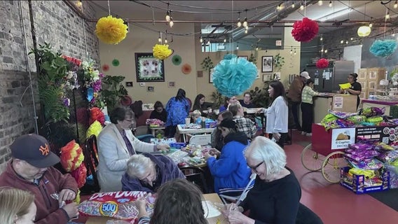 Block Club Chicago: Chicagoans helping kids have a safe — and ICE-free — Halloween