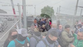 Newark mayor arrested at ICE facility during protest with congressional Dems