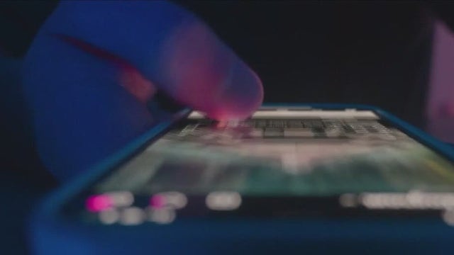 TCU researchers find social media is training us to respond more to short 'micro' ads