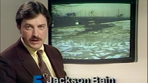 From the archives: Florida-bound plane crashes in DC