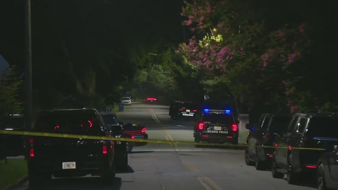 SWAT situation outside SW Atlanta home