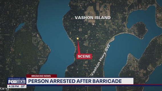 1 in custody after Vashon Island standoff