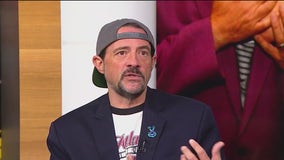 Kevin Smith celebrates 30th anniversary of Clerks with first ever Chronic Con