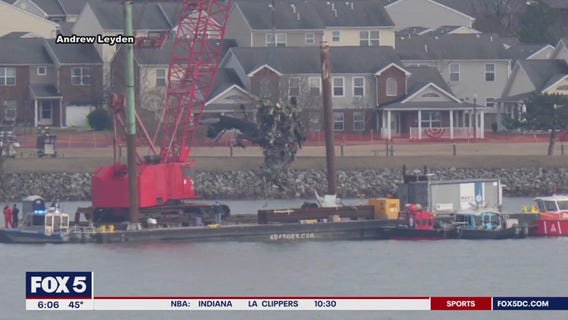 All major wreckage from DC plane crash removed from Potomac River, officials say