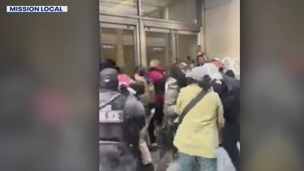 VIDEO: Agents, protesters in violent clash outside SF courthouse