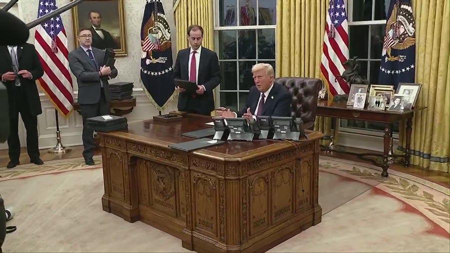 Trump signs additional executive orders in Oval Office