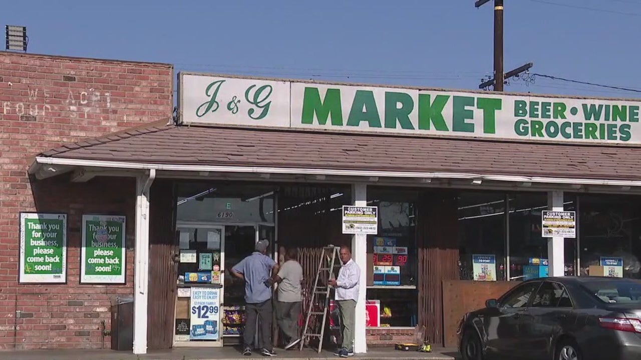 Long Beach market looted during street takeover | FOX 11 Los Angeles