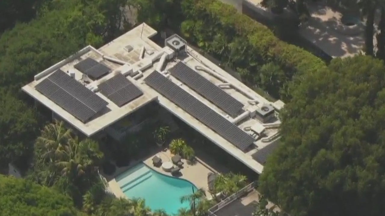 4 teens arrested for Brad Pitt's home burglary | FOX 11 Los Angeles