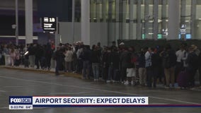 Wait times increase at Bush, Hobby airports