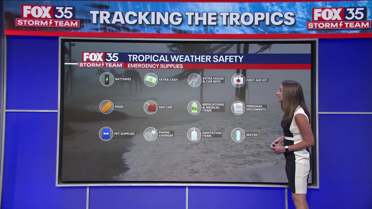 Here's what to have in your hurricane emergency kit