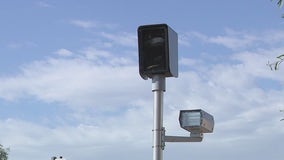 Phoenix approves red light cameras