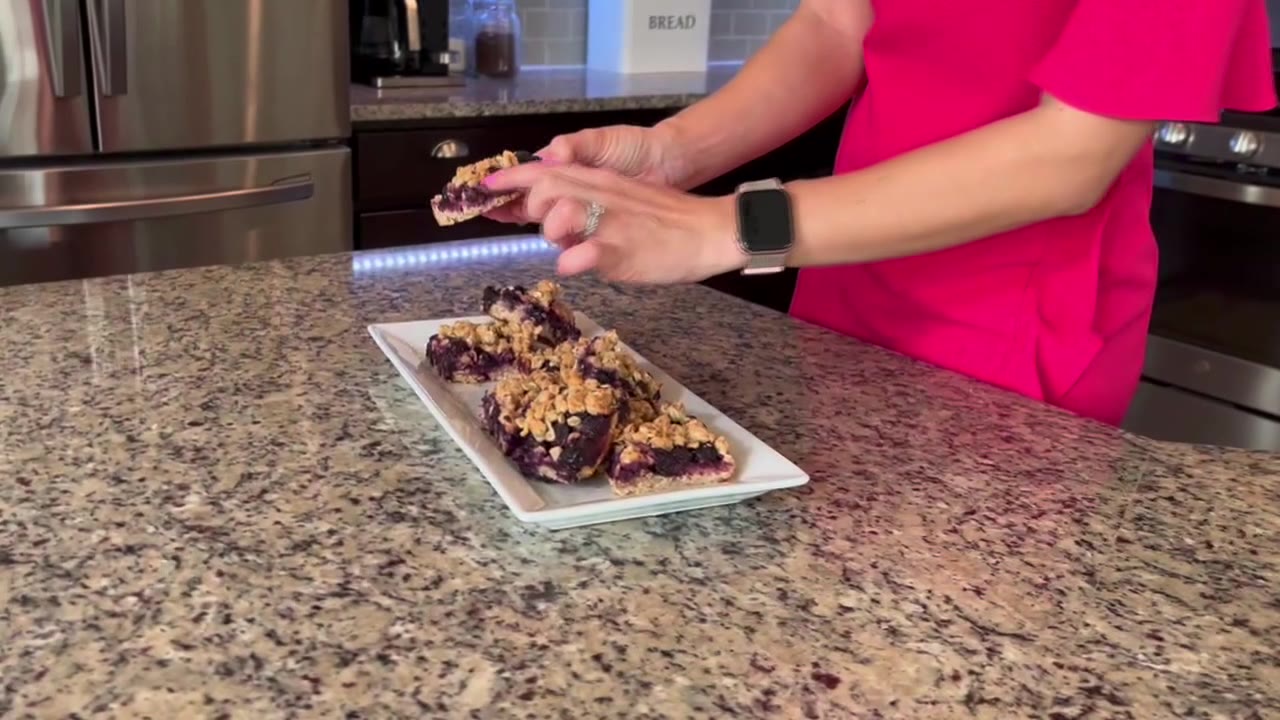 How to make Blueberry Breakfast Bars