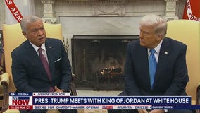 Trump doubles down on Gaza plan after meeting with king of Jordan