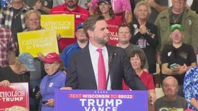 JD Vance visits Waukesha