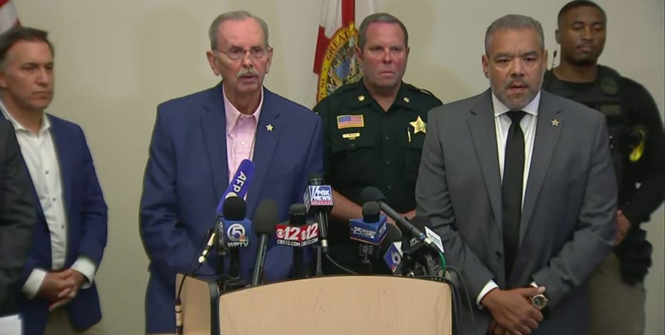 Donald Trump shooting suspect in custody; brought backpack, rifle, camera to Trump golf course: officials