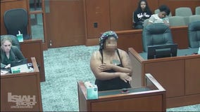 VIDEO: Woman shows up to court in a bonnet