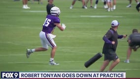 Vikings tight end Robert Tonyan carted off at practice