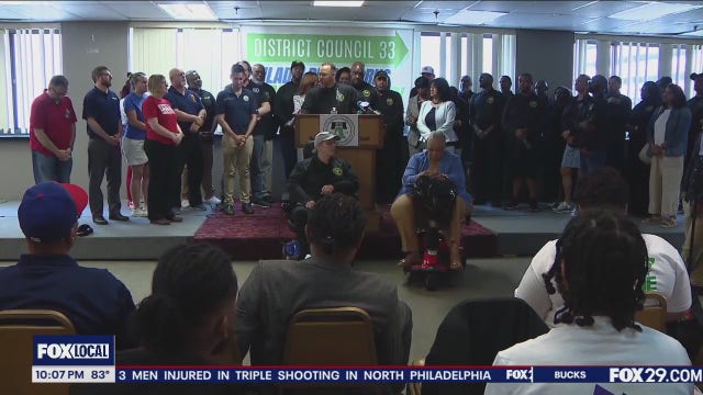 Philly's largest union threatens strike