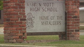 Warren Mott closed Monday due to bomb threat following weekend homecoming scare