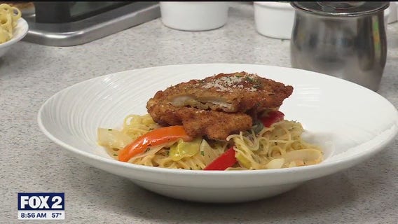 Andiamo chef cooks up 5 Pepper Chicken and Linguine Pasta