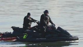 Medical plane carrying 6 people crashes in Philadelphia