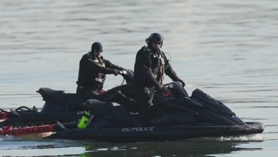 Medical plane carrying 6 people crashes in Philadelphia