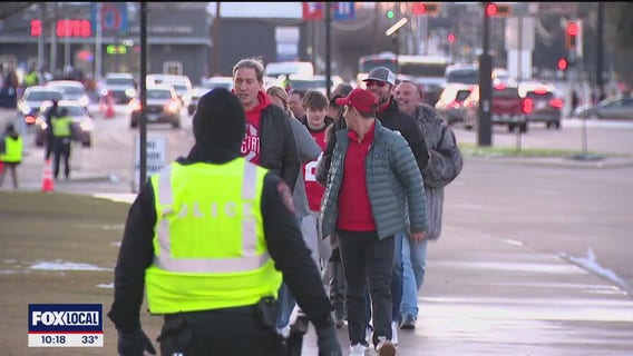 Texas, Ohio State fans attend Cotton Bowl despite travel troubles