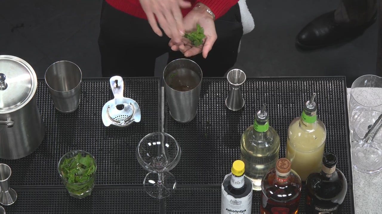 Godfrey Hotel Rooftop Lounge | FOX 2 Detroit